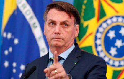 Bolsonaro dice no sentirse presionado para que Brasil inicie la&nbsp;vacunación
