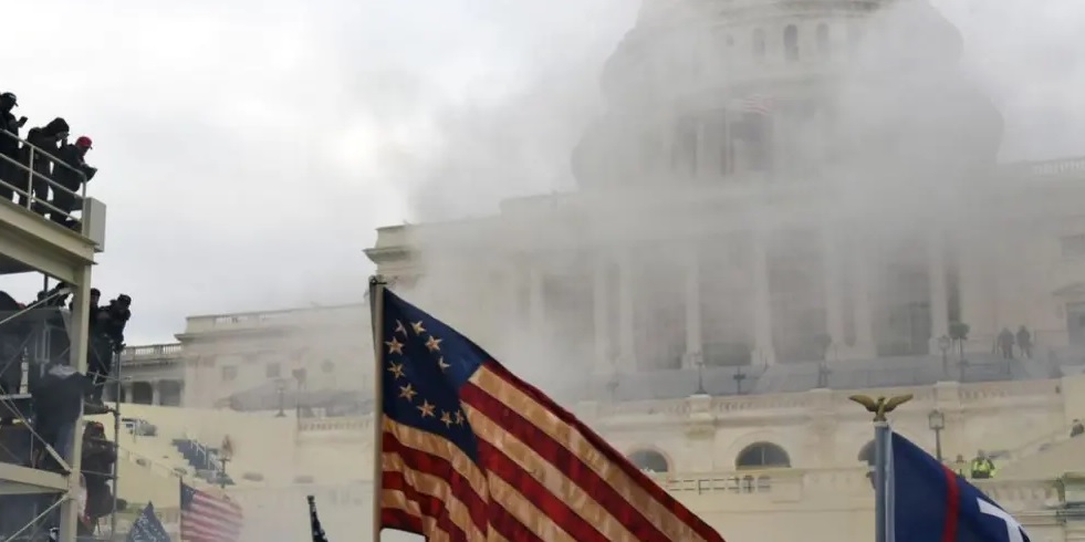 EE.UU: Cuatro muertos y 14 heridos, balance final del asalto al&nbsp;Capitolio