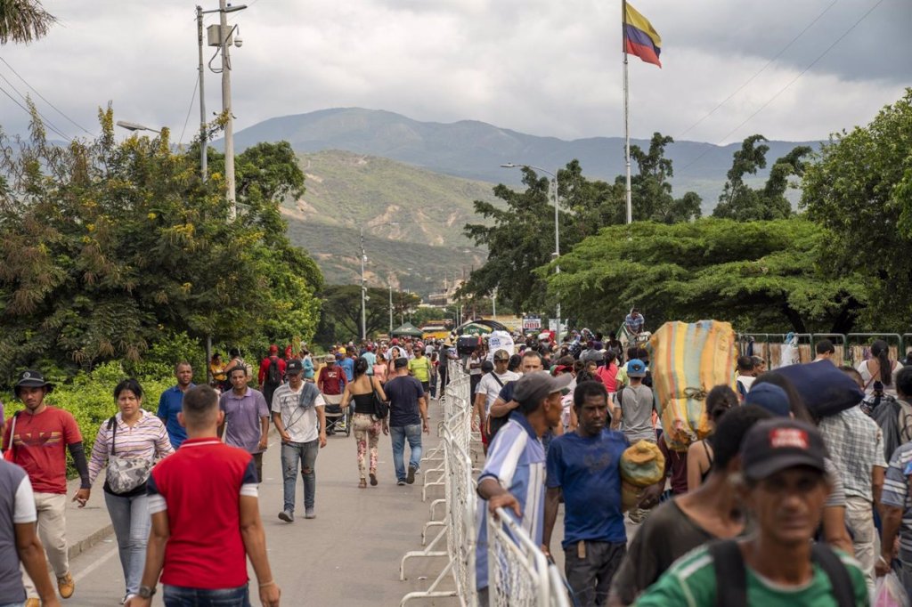 COLOMBIA: Se resiste la apertura comercial frontera con&nbsp;Venezuela