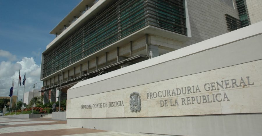 Fiscales PGR detenidos en red que eliminaba antecedentes&nbsp;penales