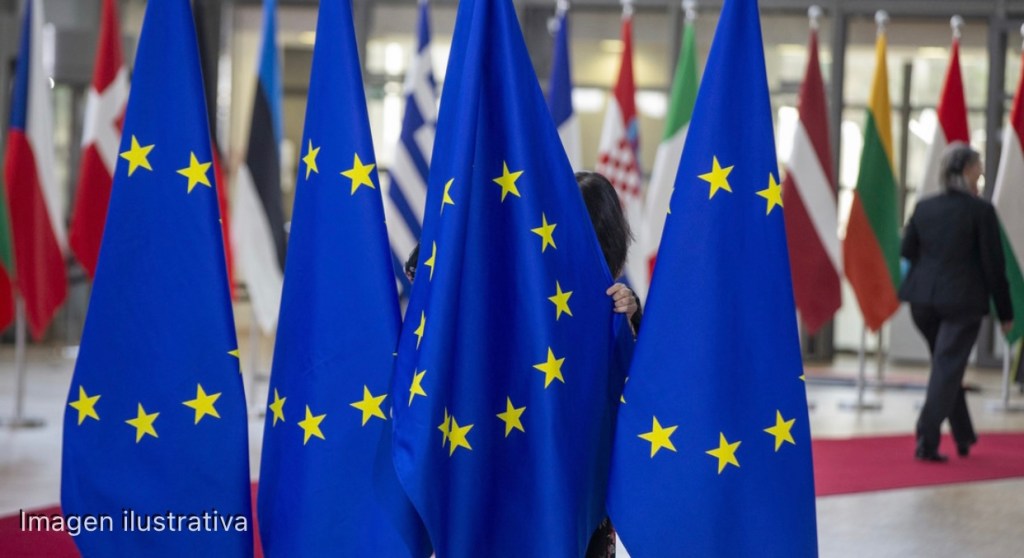 El presidente del Consejo Europeo anuncia haber acordado el embargoparcial contra el crudo ruso y otras&nbsp;medidas