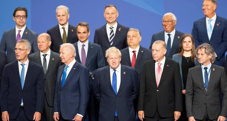 La OTAN condena la “crueldad espantosa” de Rusia en&nbsp;Ucrania