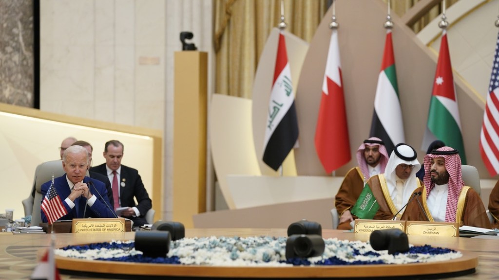 Los precios del petróleo suben después del fracaso de Biden para lograr un trato con Arabia&nbsp;Saudita