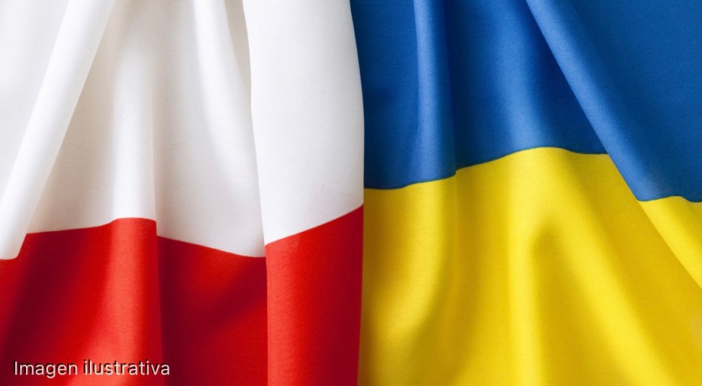 El expresidente de Ucrania Víktor Yanukóvich vaticina que su país tendrá que fusionarse con&nbsp;Polonia