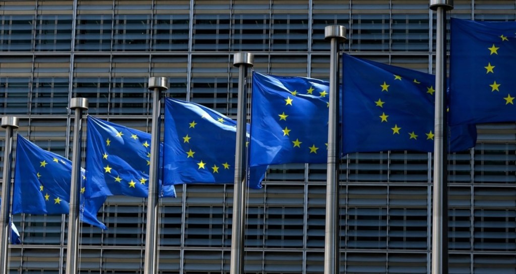 Putin: «La UE perdió su soberanía políticay sus élites bailan al son de otros, perjudicando a sus propios pueblos y&nbsp;empresas»