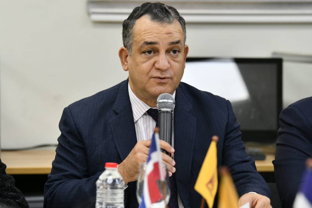 JCE presenta a Sociedad de Diarios proyecto de nueva Cédula de Identidad y Electoral; directores de medios valoran&nbsp;iniciativa