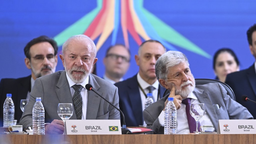 Lula planea elaborar una respuesta conjunta de los BRICS a los aranceles de&nbsp;Trump