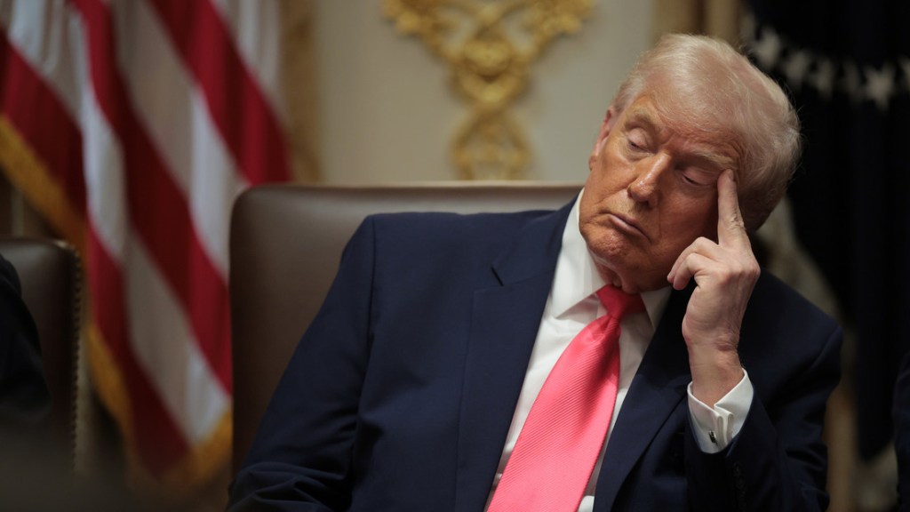 «No solo Venezuela»: Trump promete empezar ataques en tierra contra presuntos narcotraficantes