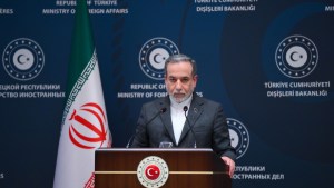 Canciller iraní señala las dos opciones que tiene EE.UU. respecto a su&nbsp;país