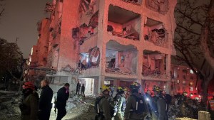 Ruinas, incendios y decenas de heridos en el sur de Israel tras un ataque de&nbsp;Irán