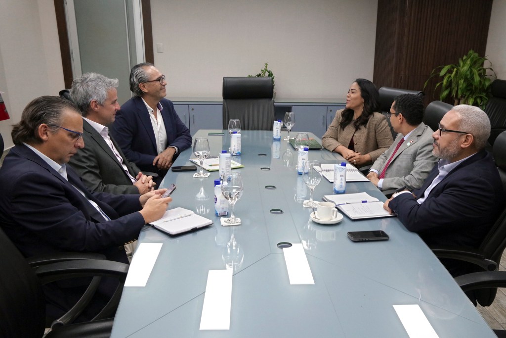 BID y ETED avanzan en estructuración financiera para nuevas inversiones en transmisión&nbsp;eléctrica