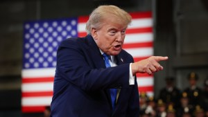 Este es el asunto que habría desatado las amenazas de Trump a Omán