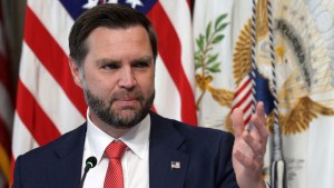 «Estrangulamiento» económico o relaciones con Occidente: Las ‘opciones’ que Vance plantea a&nbsp;Irán