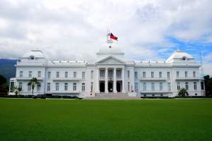 Gobierno haitiano ayuda a reasentar familias sin&nbsp;viviendas