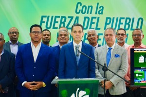 FP: se disparan las quejas por facturas elevadas mientras persisten los apagones y se triplica el déficit de las EDEs